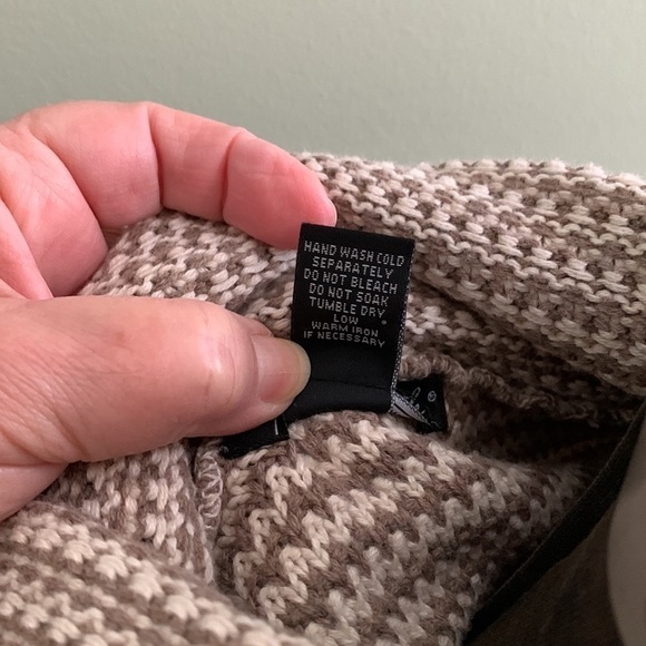 Willi smith oversized turtle neck sweater sz sm. Heavy knit with two tone. NWOT - Picture 8 of 13